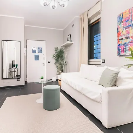 Apartment Easylife - The Magnificent Flat Porta Venezia Milan