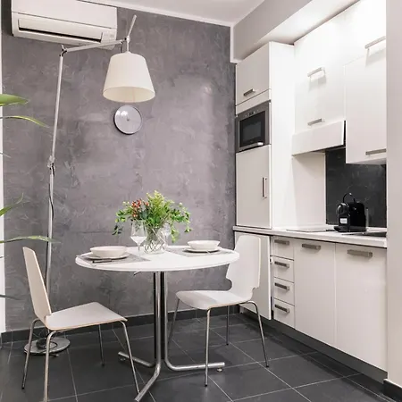 Easylife - The Magnificent Flat Porta Venezia Milan