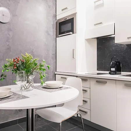 Apartment Easylife - The Magnificent Flat Porta Venezia