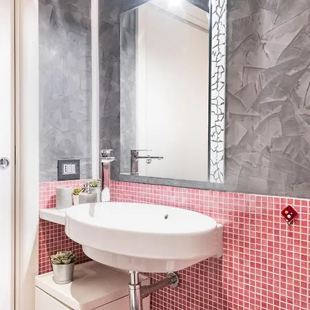 Apartment Easylife - The Magnificent Flat Porta Venezia *