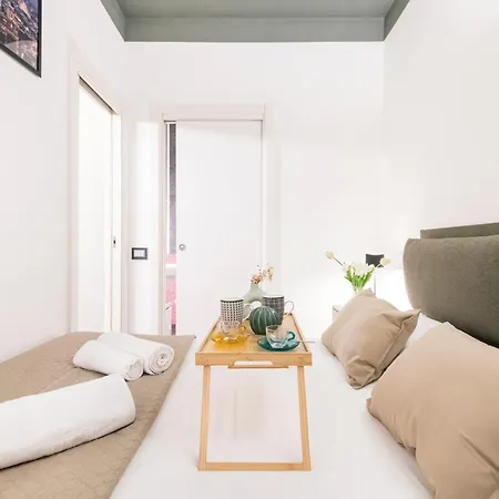 Easylife - The Magnificent Flat Porta Venezia Apartment