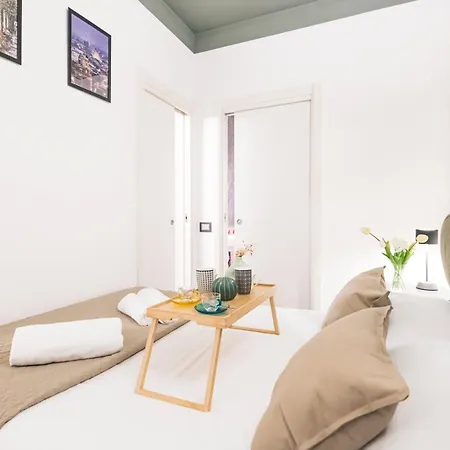 Apartment Easylife - The Magnificent Flat Porta Venezia *